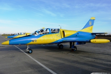 L-39 painted in Ukrainian Falcons colors.